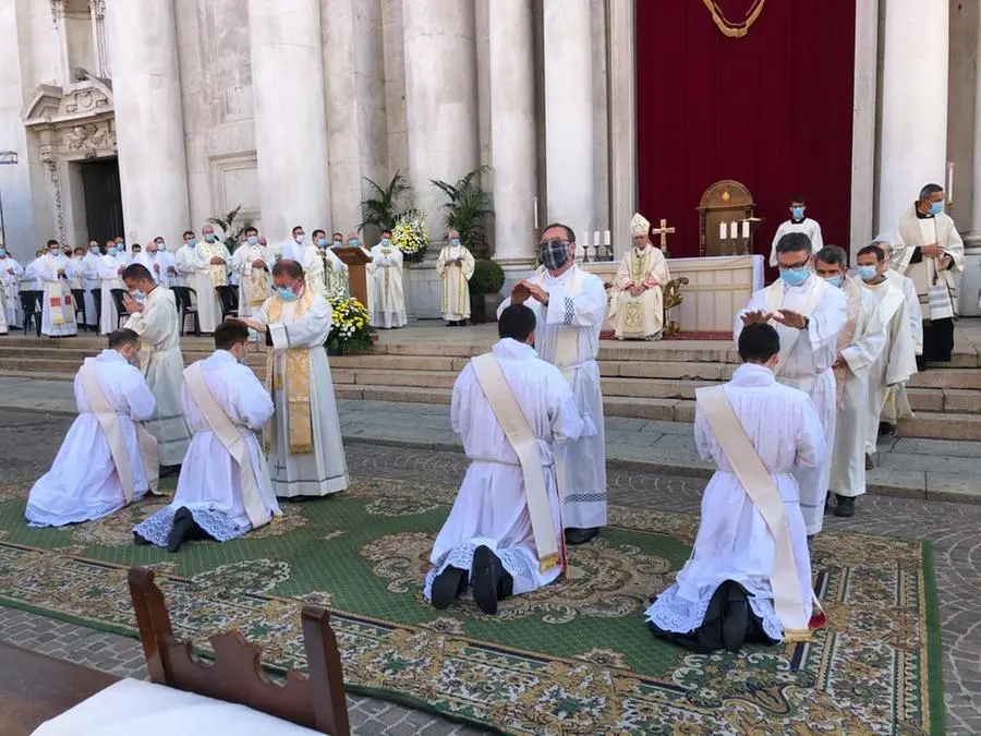 Quattro nuovi sacerdoti, le ordinazioni in piazza Paolo VI