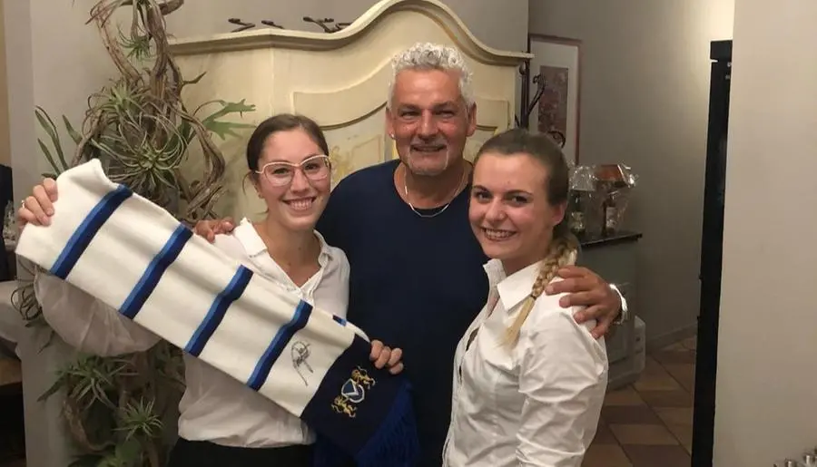Roberto Baggio con i fan al ristorante franciacortino