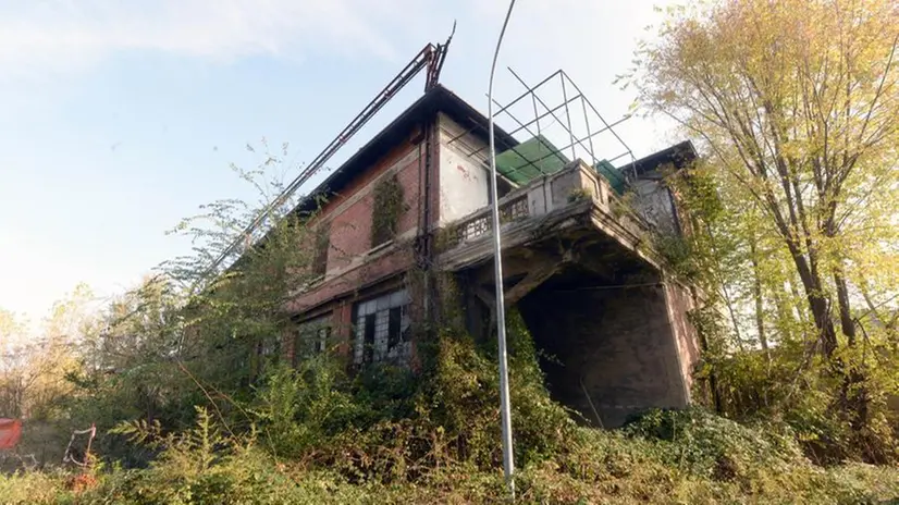Ex Bisider, nuovo sgombero per il rifugio dei fantasmi