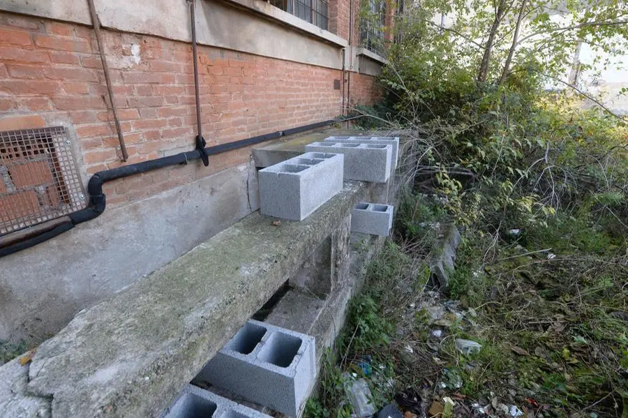 Ex Bisider, nuovo sgombero per il rifugio dei fantasmi