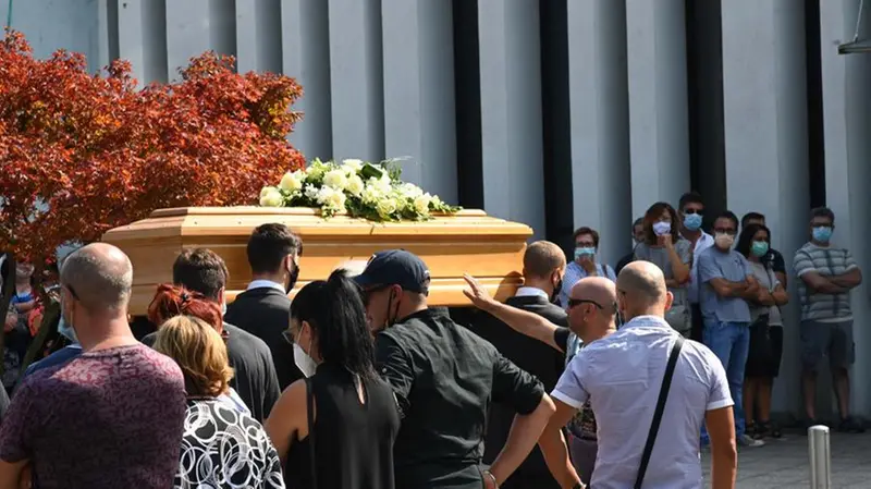 Chiesanuova, i funerali di Francesca Manfredi