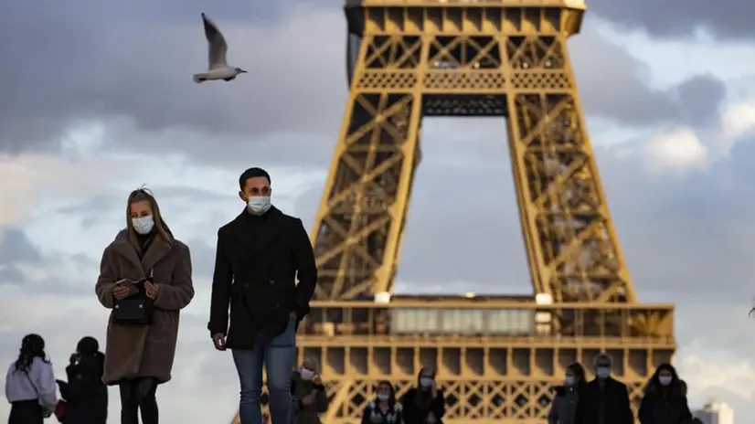 Coronavirus, la Francia trema per la seconda ondata