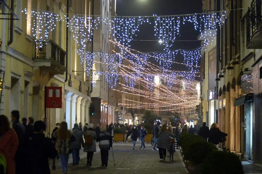 Brescia si illumina per Natale