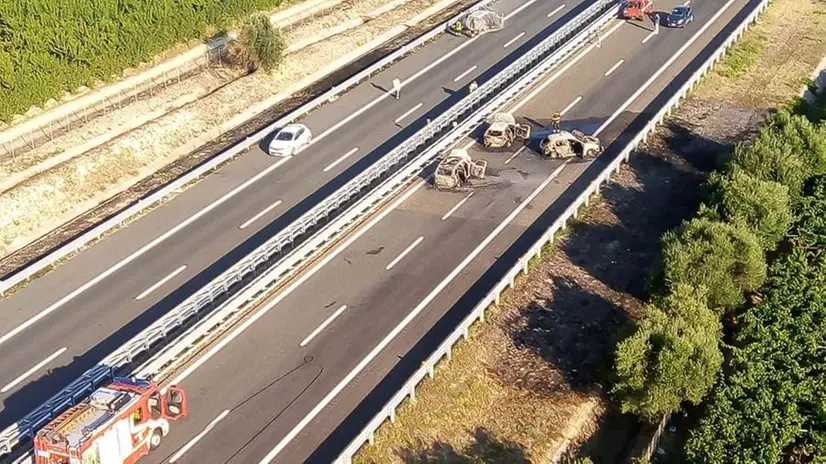 Assalto al furgone portavalori, caos in A14: autostrada chiusa