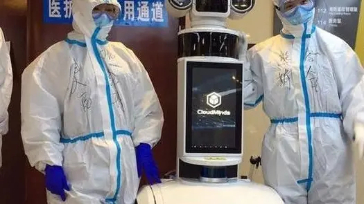 Uno dei robot che vengono utilizzati alle Molinette di Torino - © www.giornaledibrescia.it