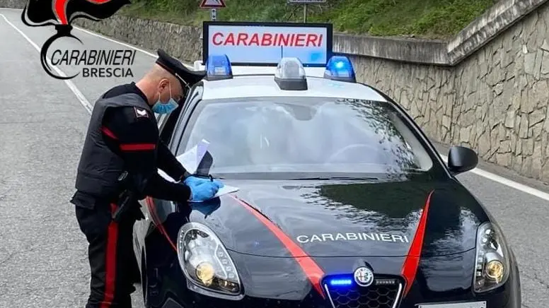 Un controllo dei carabinieri - Foto © www.giornaledibrescia.it