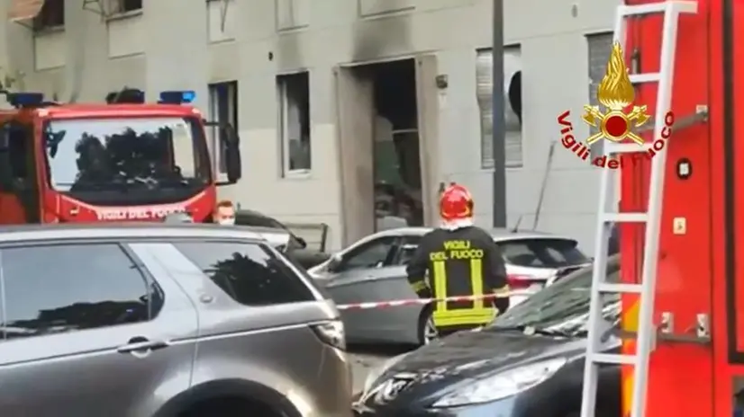 Paura a Milano per l'esplosione in piazzale Libia - Foto Vigili del Fuoco © www.giornaledibrescia.it