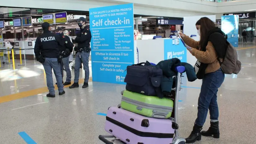 Passeggeri all'aeroporto di Fiumicino
