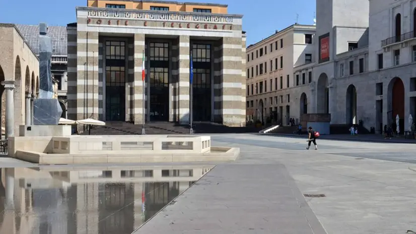 Una Brescia quasi spettrale nella seconda domenica d'agosto