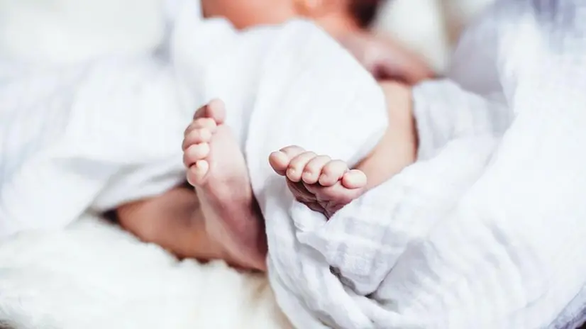 I piedini di un neonato (simbolica) - © www.giornaledibrescia.it