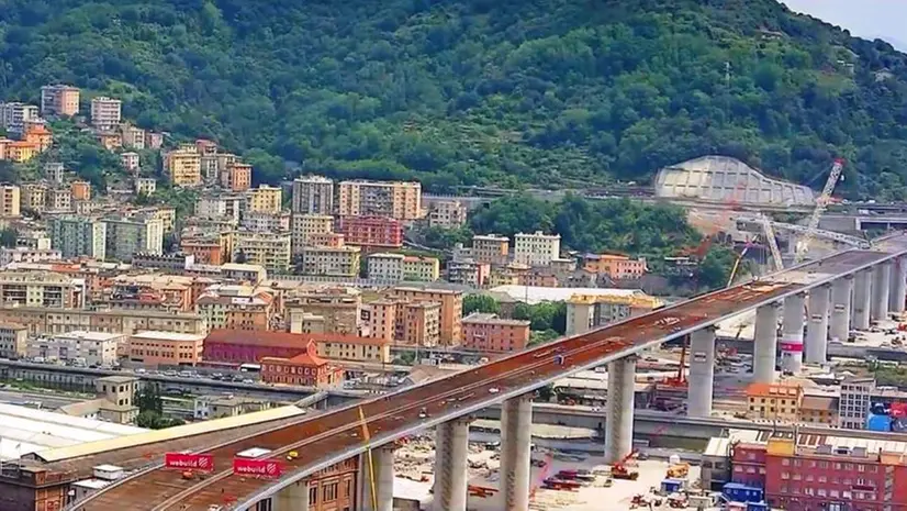 Ponte di Genova, collaudo quasi pronto - Foto tratta dalla pagina Facebook di Pergenova