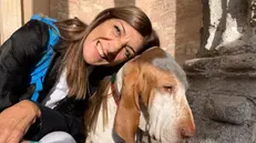 Stefania con il suo amato cane Ash
