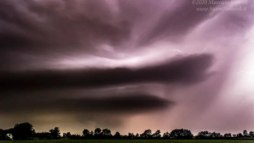 Una supercella - Foto Maurizio Signani www.stormnetwork.it