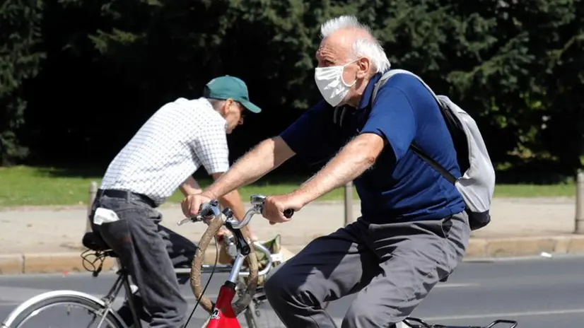 In bicicletta - Foto © www.giornaledibrescia.it