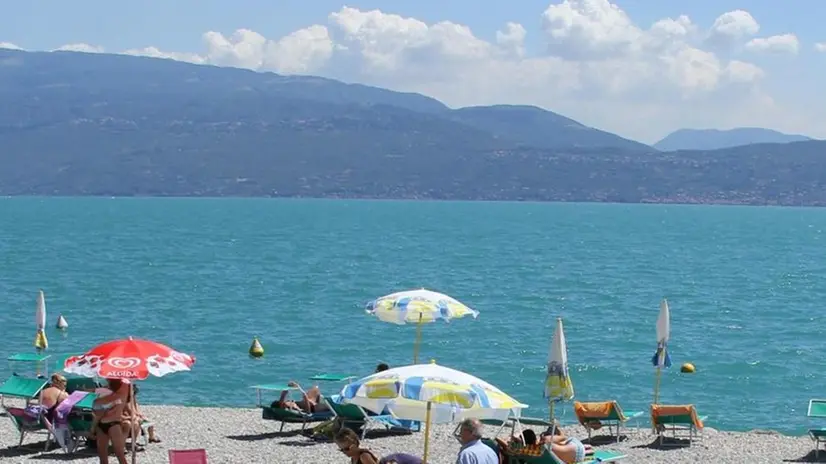 La spiaggia del Casinò - Foto © www.giornaledibrescia.it