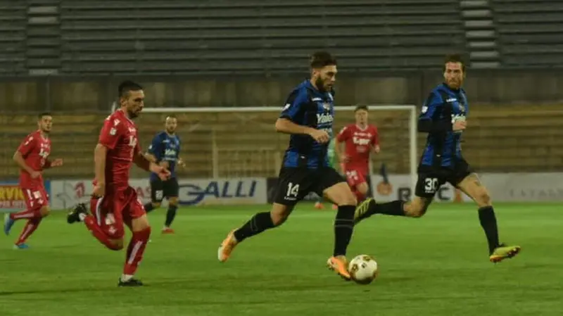 Il bresciano Francesco Galuppini ha già segnato 7 reti in C con il Renate - © www.giornaledibrescia.it