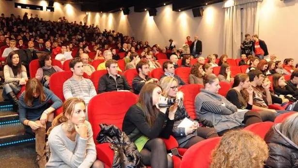 Il pubblico di una passata edizione del Booktrailer Film Festival - Foto © www.giornaledibrescia.it