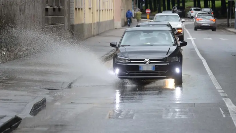 Maltempo a Brescia, in città e provincia