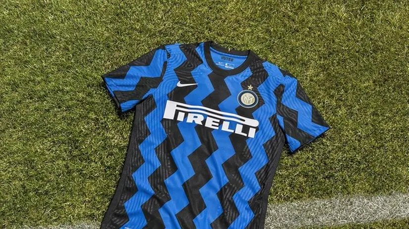 La nuova maglia dell'Inter