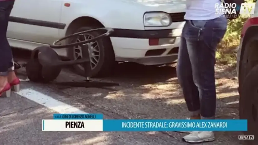 Incidente per Alex Zanardi, paura a Pienza per il campione
