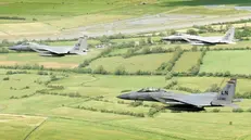 F15 in volo sulla Gran Bretagna (Foto tratta dalla pagina Facebook RAF Lakenheath)