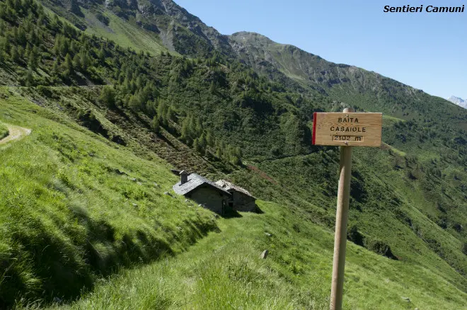 Il borgo di Case di Viso e l'escursione al rifugio Bozzi