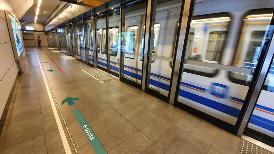 I nuovi segnali nelle stazioni della metropolitana e sui convogli