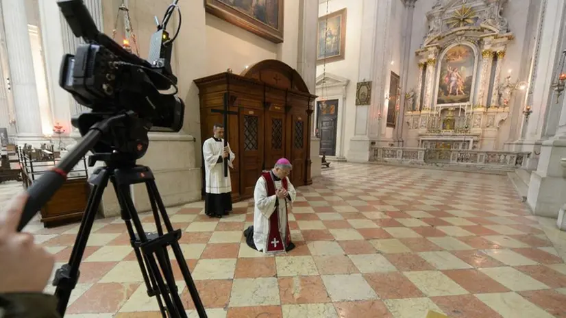 La via Crucis in duomo