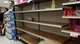 Scaffali vuoti nei supermercati