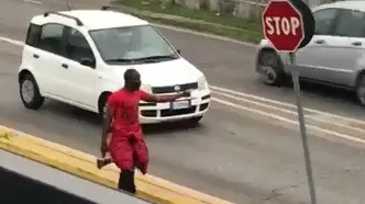 I danni provocati dall'uomo con l'ascia a Castiglione