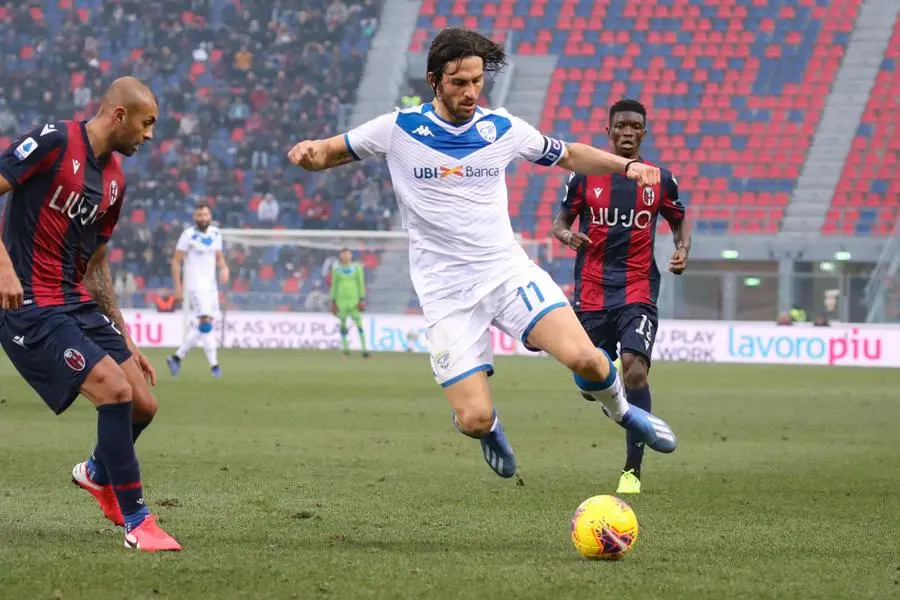 Bologna-Brescia, Corini furioso dopo la sconfitta: «Il gol di Bani da annullare»