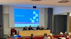 L’altra sera i cittadini di Padenghe hanno manifestato il loro dissenso in assemblea