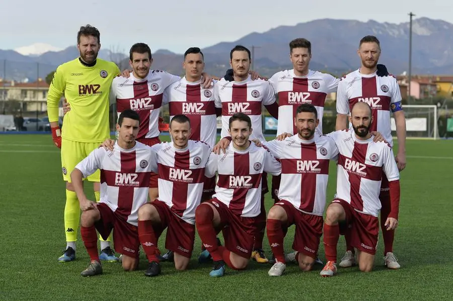 Calcio, Seconda categoria: Valtenesi-Real Castenedolo 5-0