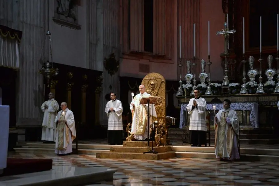 La celebrazione della Veglia pasquale in Duomo