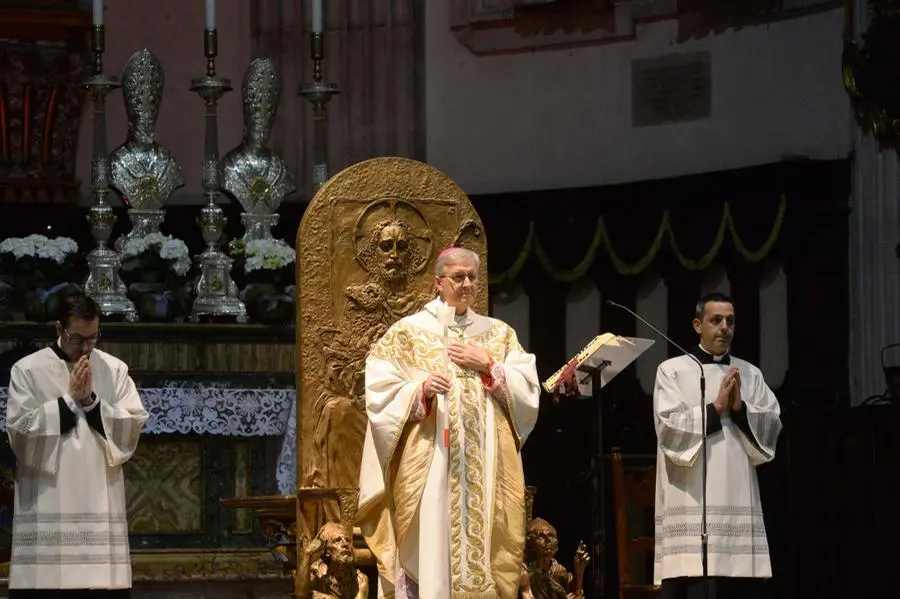 La celebrazione della Veglia pasquale in Duomo