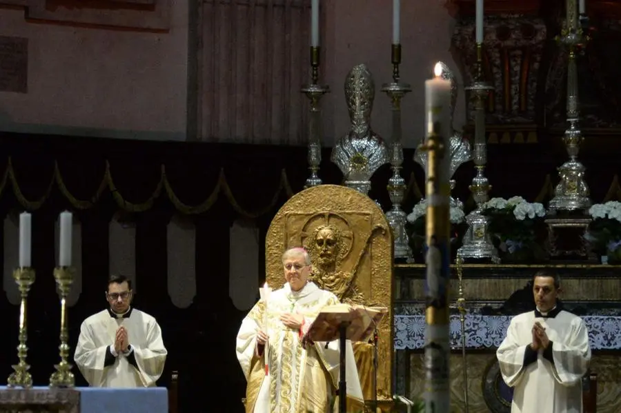 La celebrazione della Veglia pasquale in Duomo