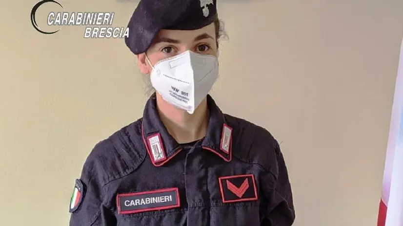 Uno degli arnesi sequestrati dai carabinieri che hanno sedato la rissa