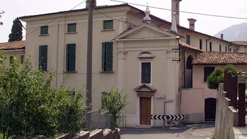 Nella Casa Madre sono presenti una quarantina di suore, la situazione è sempre più drammatica - © www.giornaledibrescia.it