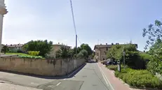 Un tratto di via De Gasperi a Bedizzole, teatro del furto degenerato in rapina - Foto tratta da Google / StreetView © www.giornaledibrescia.it