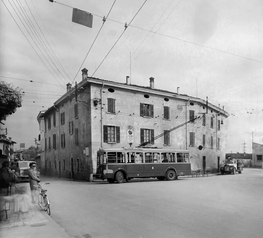 Cento anni di mezzi a motore: com'è cambiato il parco auto | Giornale ...