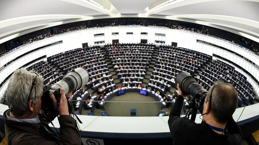 L'Europarlamento - Foto Ansa/Epa © www.giornaledibrescia.it