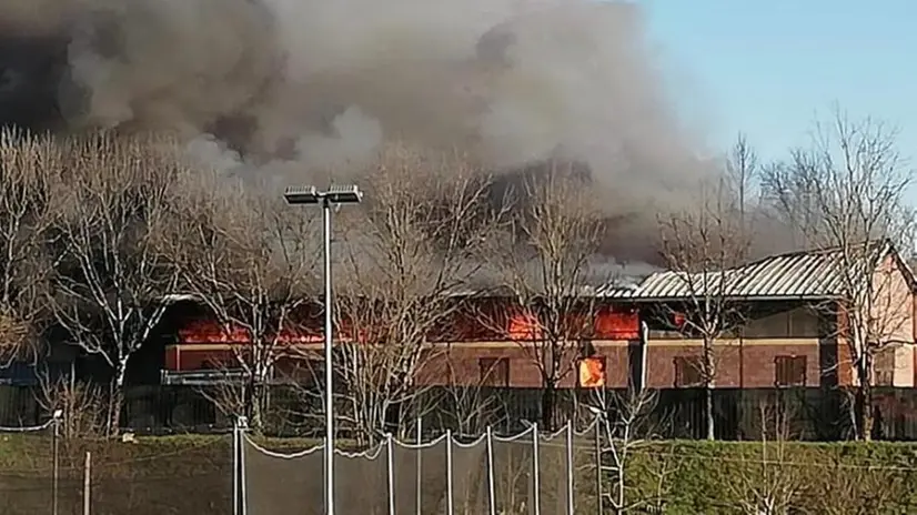 Incendio a Spiaggia 91 - © www.giornaledibrescia.it