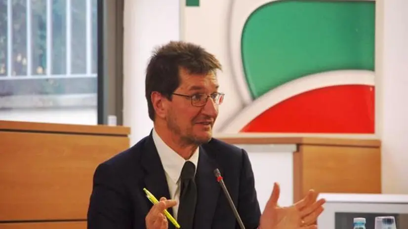 Massimo Lanzini, giornalista del GdB e curatore della rubrica settimanale Dialèktika