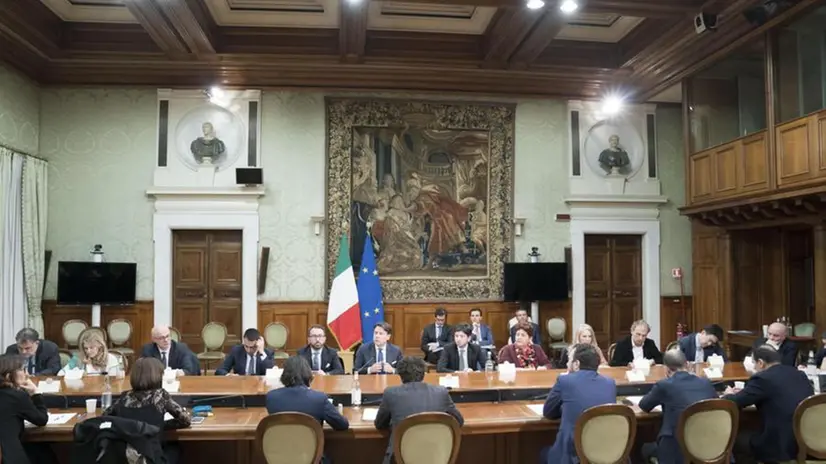 A Palazzo Chigi ministri e premier - Foto © www.giornaledibrescia.it