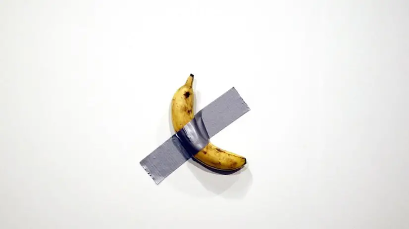 L'opera di Maurizio Cattelan a Art Basel Miami Beach