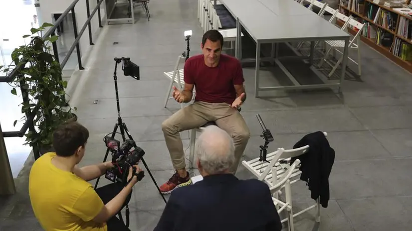 Roger Federer durante un'intervista a Dubai
