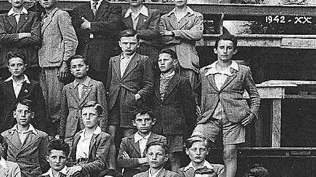 Al Bonsignori, Piero  è il terzo da destra in basso - © www.giornaledibrescia.it