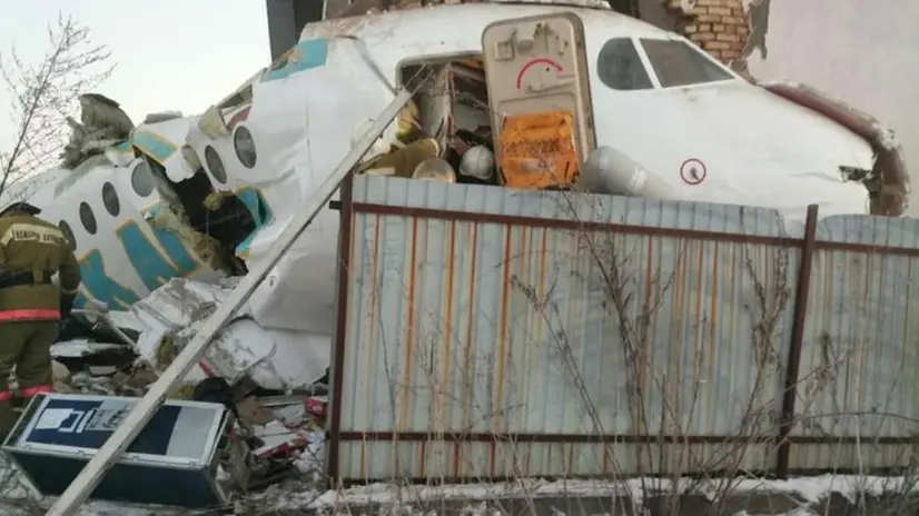 Aereo precipita in Kazakistan