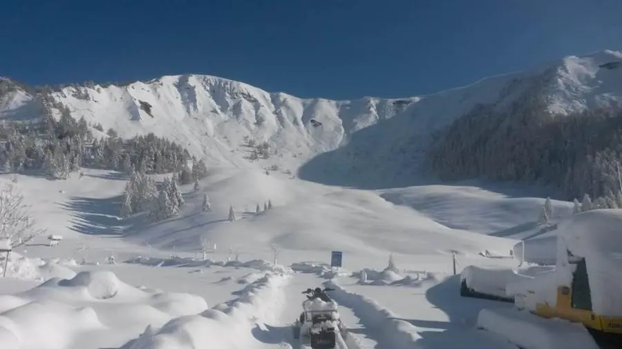 Neve in Valcamonica tra disagi e turismo