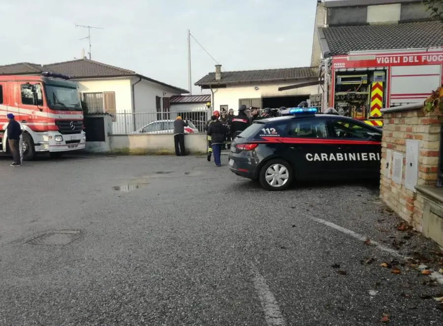 Tragedia a Gottolengo, muore nel rogo del garage di casa